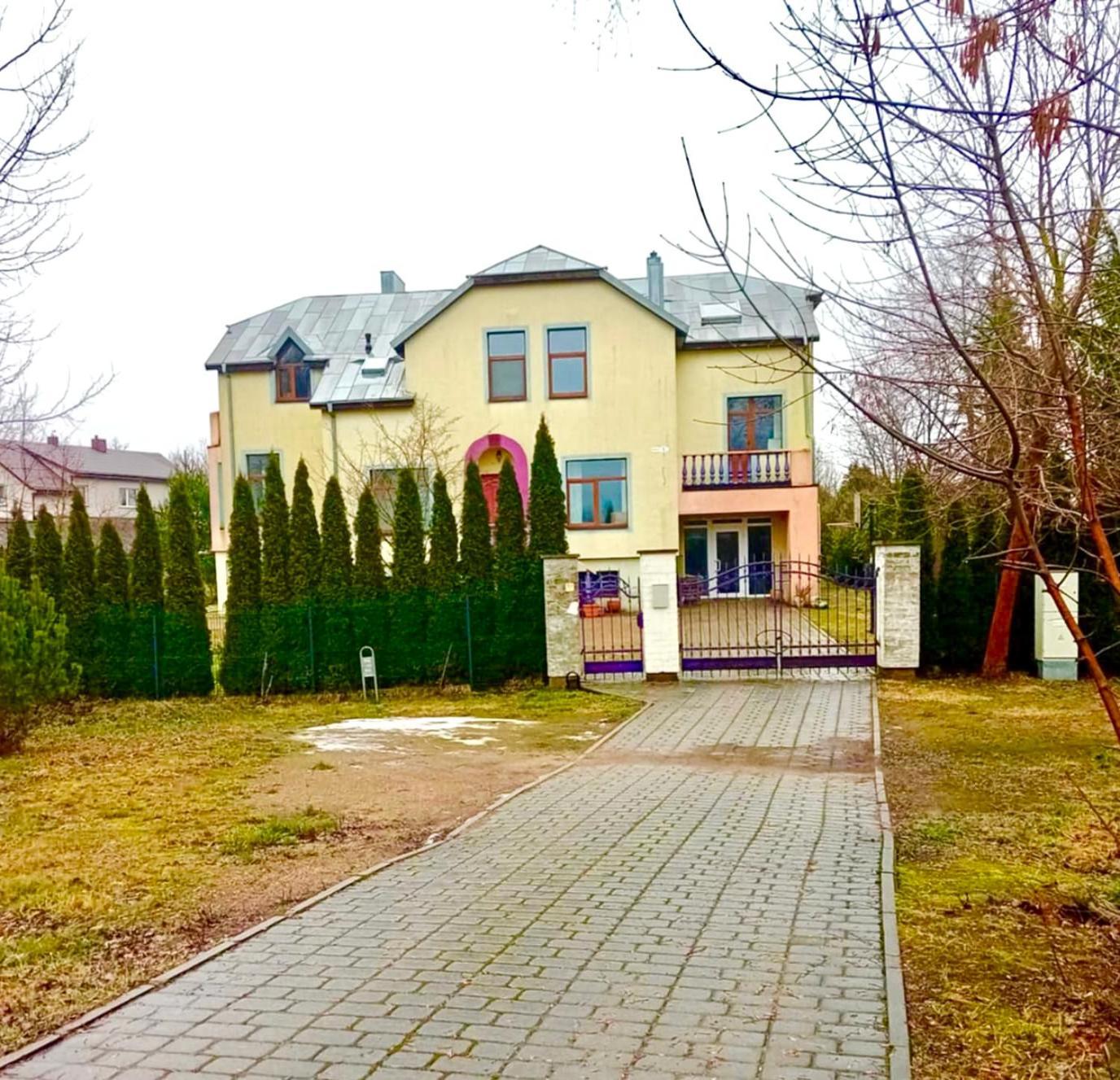 Wonderful 7 Bedroom Home In Vilnius Didzioji Reise Exterior foto